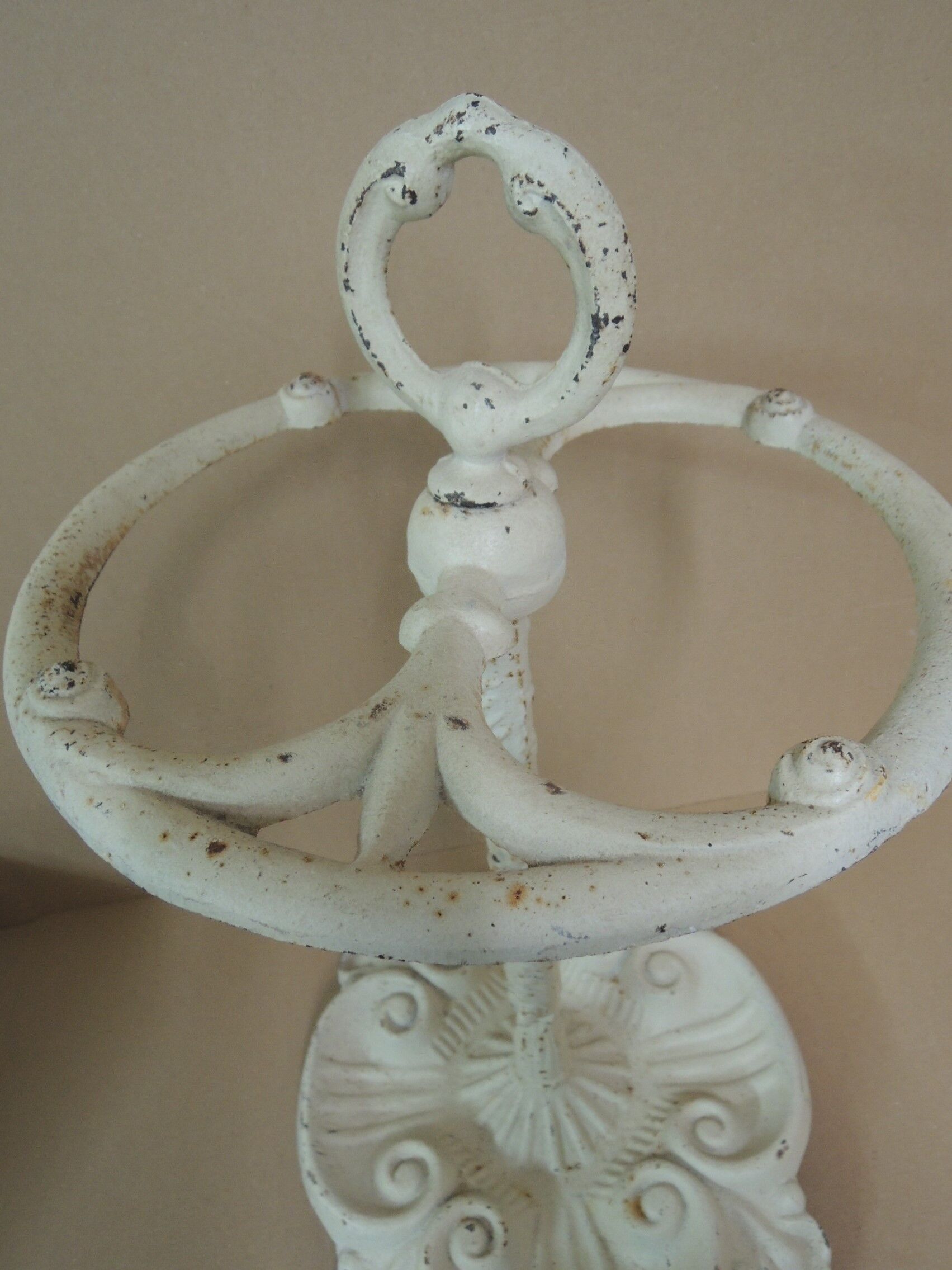 Umbrella holder in cast-iron