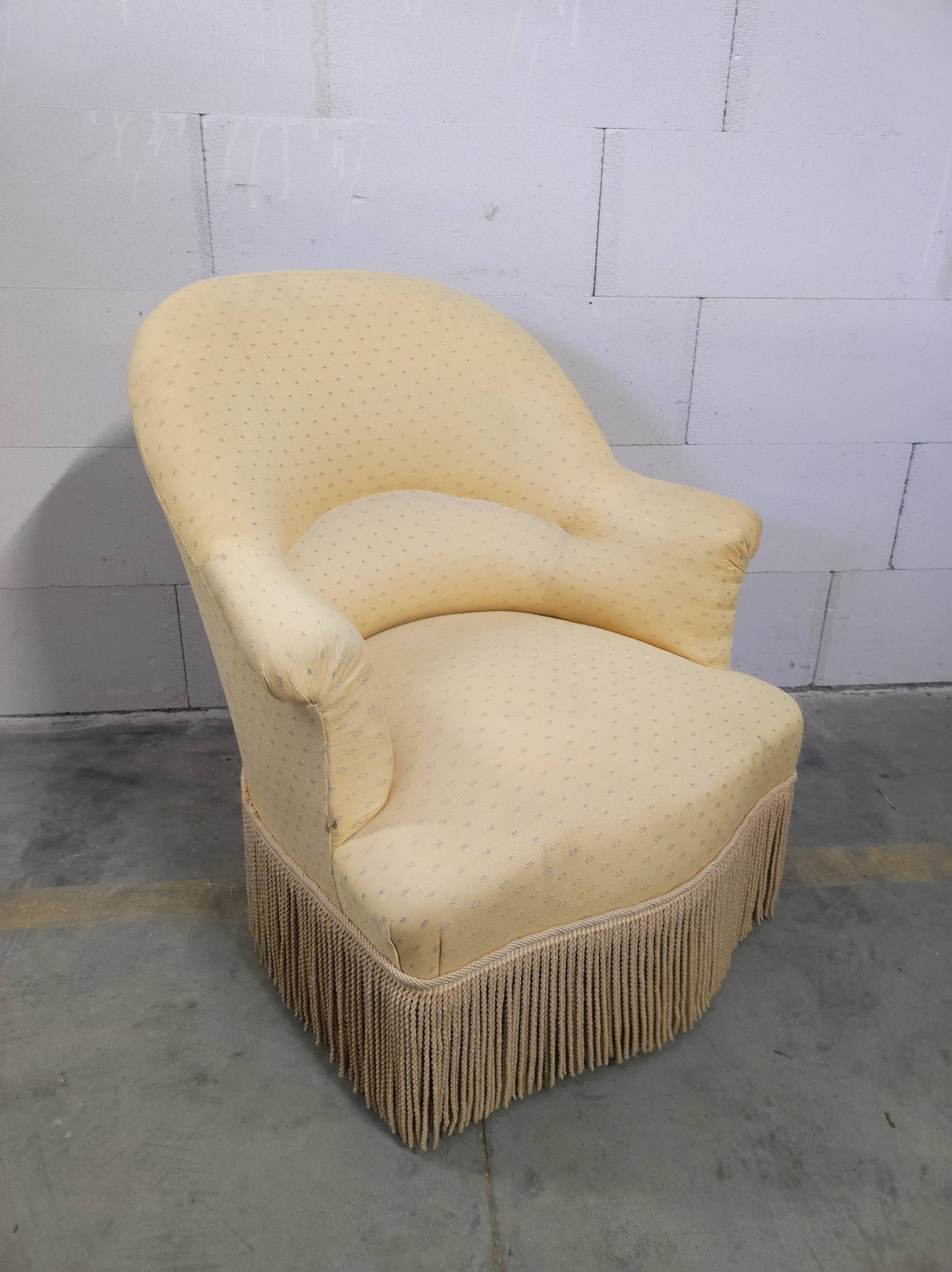 Toad armchair