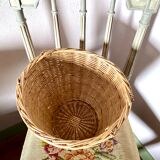 Braided straw basket