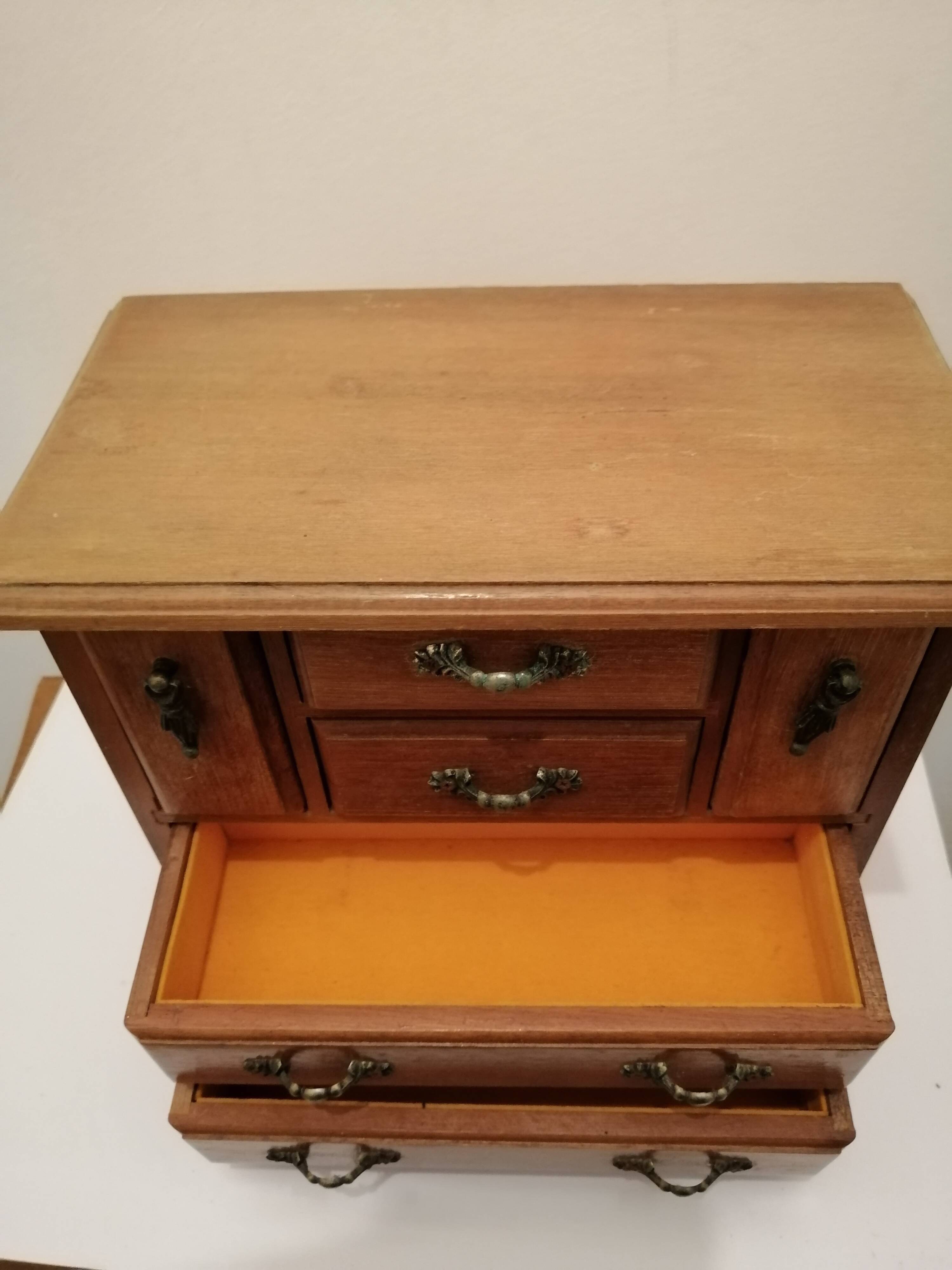 Boite a bijoux petite commode en bois vintage