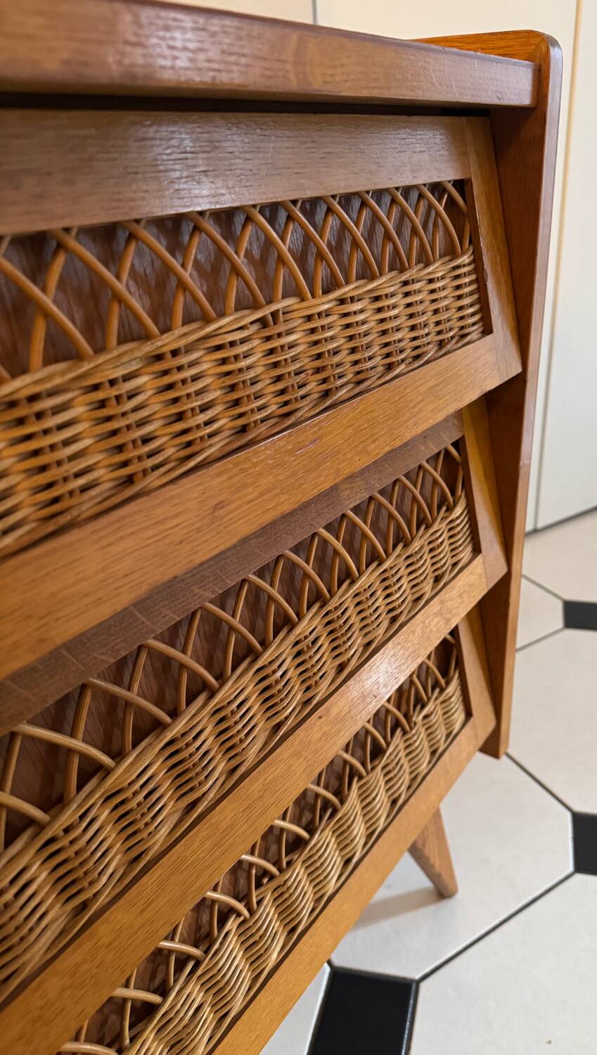 Vintage chest of drawers with compass feet