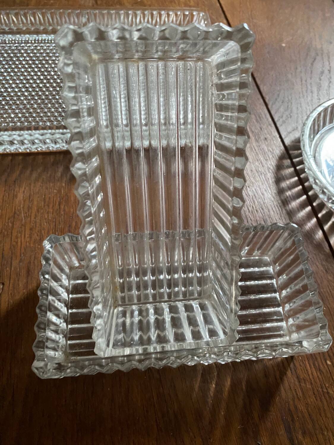 Plateau et ramequins en verre années 50.