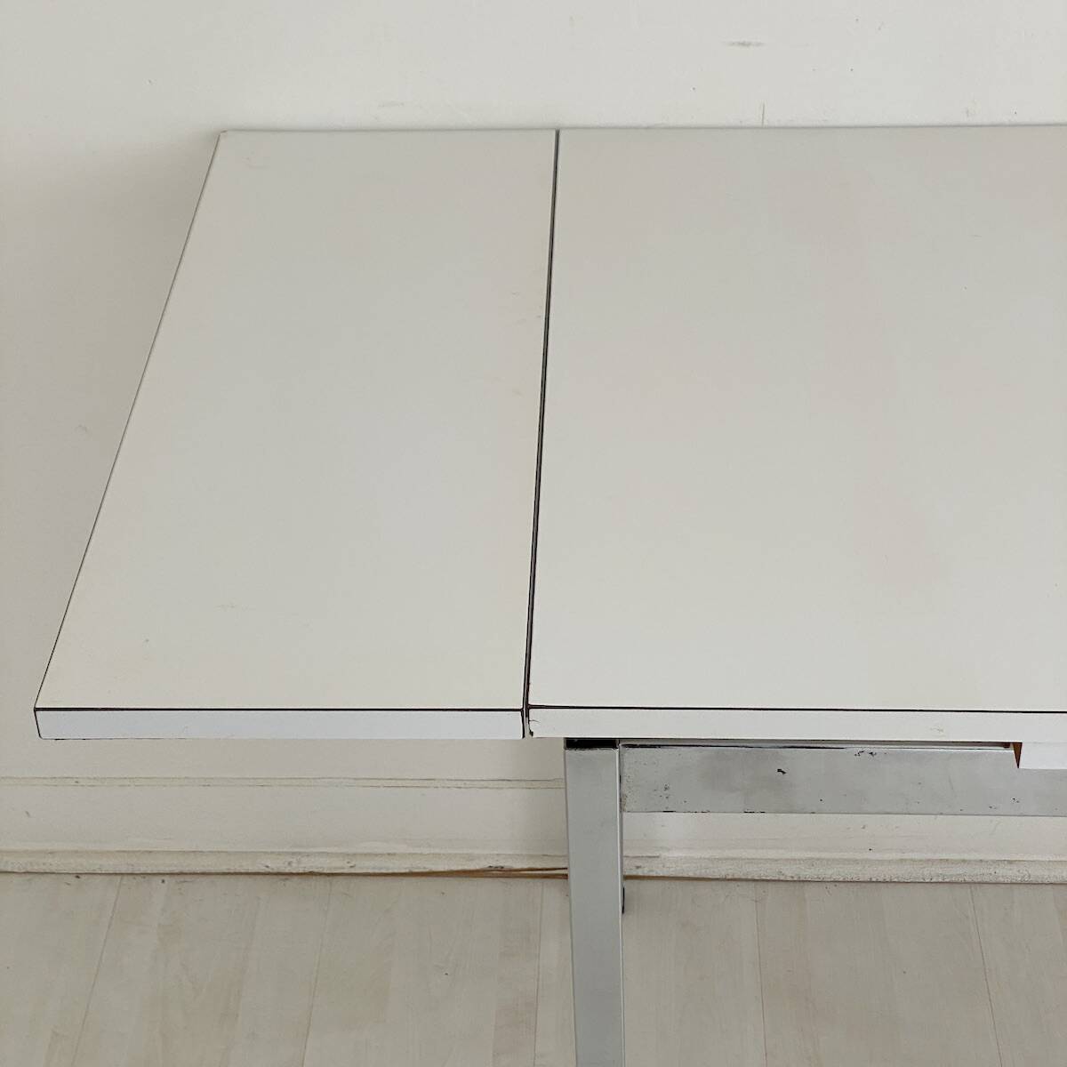 Vintage 1970s white formica extending table