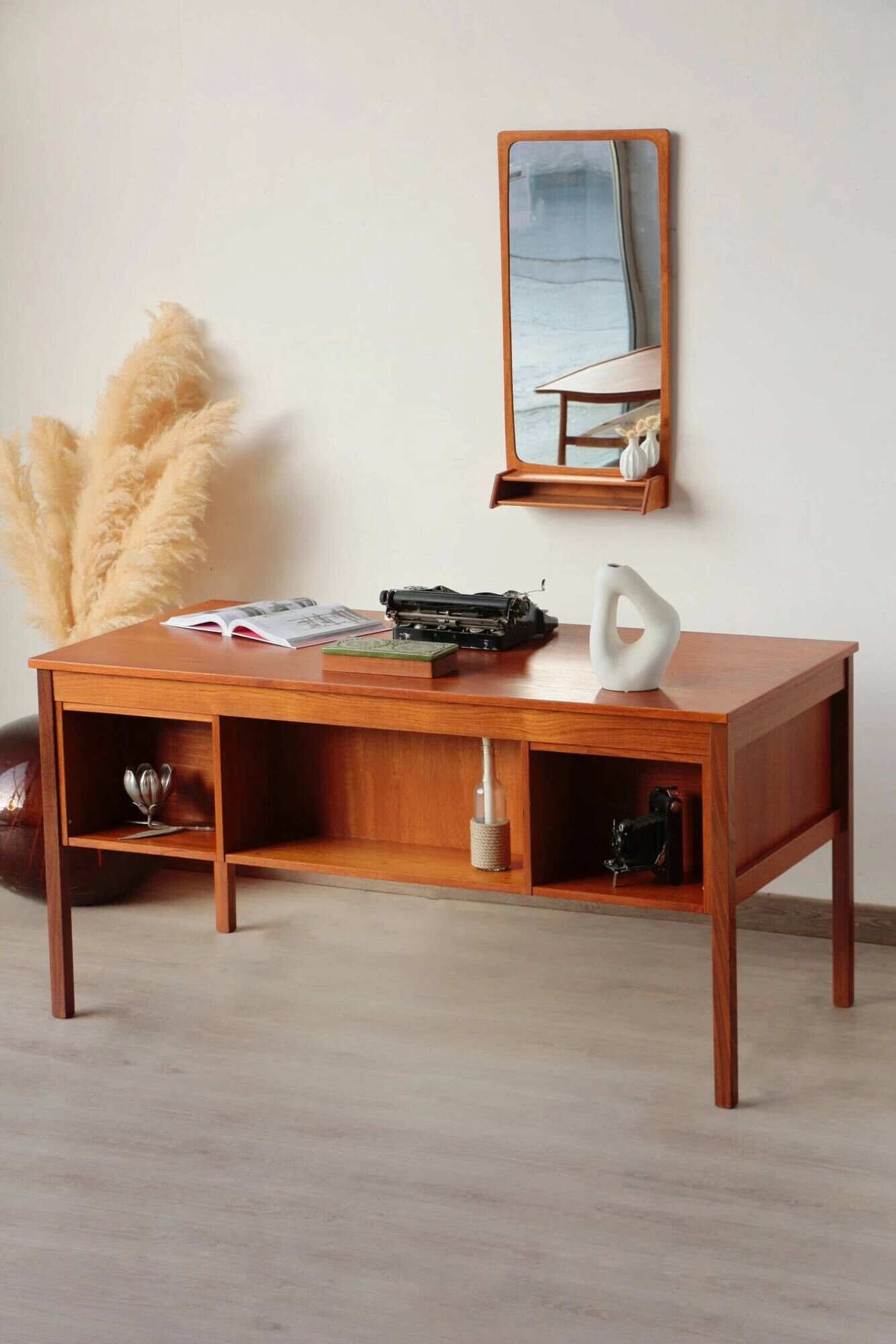 Bureau danois en teck vintage – Domino Møbler (années 60)