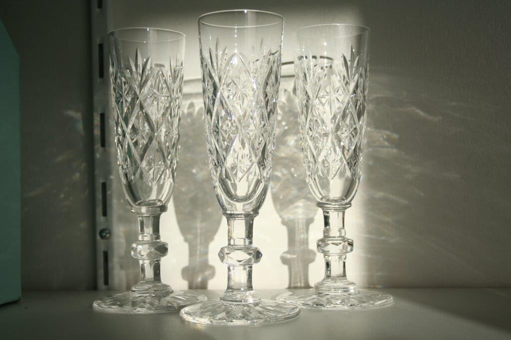 Suite of 3 St. louis cut Crystal champagne flutes
