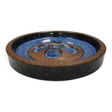 Circular ceramic dish by Marianne Starck (MS) for Michael Andersen, Denmark