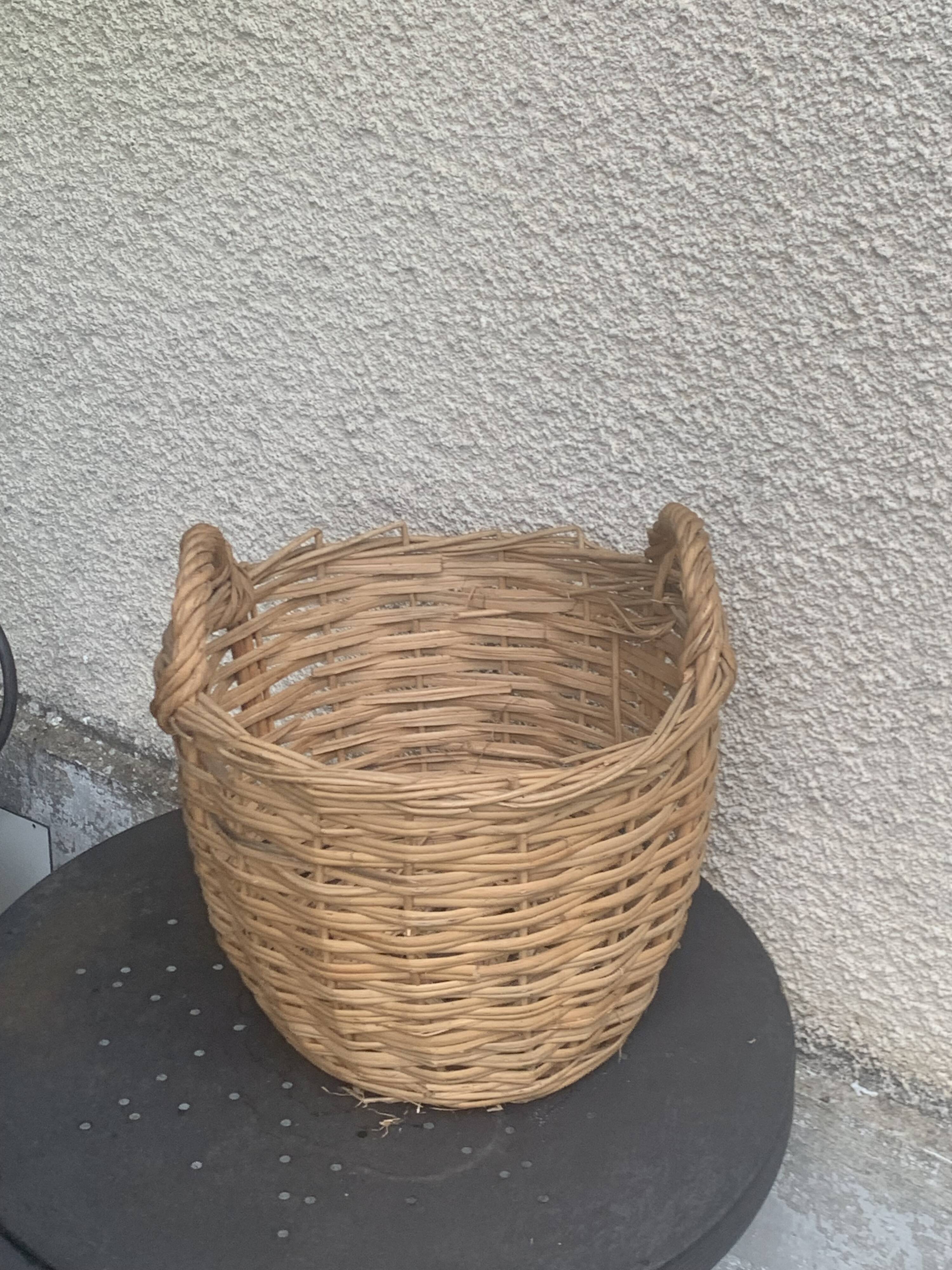 Basket, old Dame Jeanne basket, vintage and artisanal