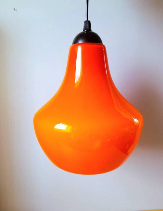 Suspension en opaline orange, Peill & Putzler, 1970