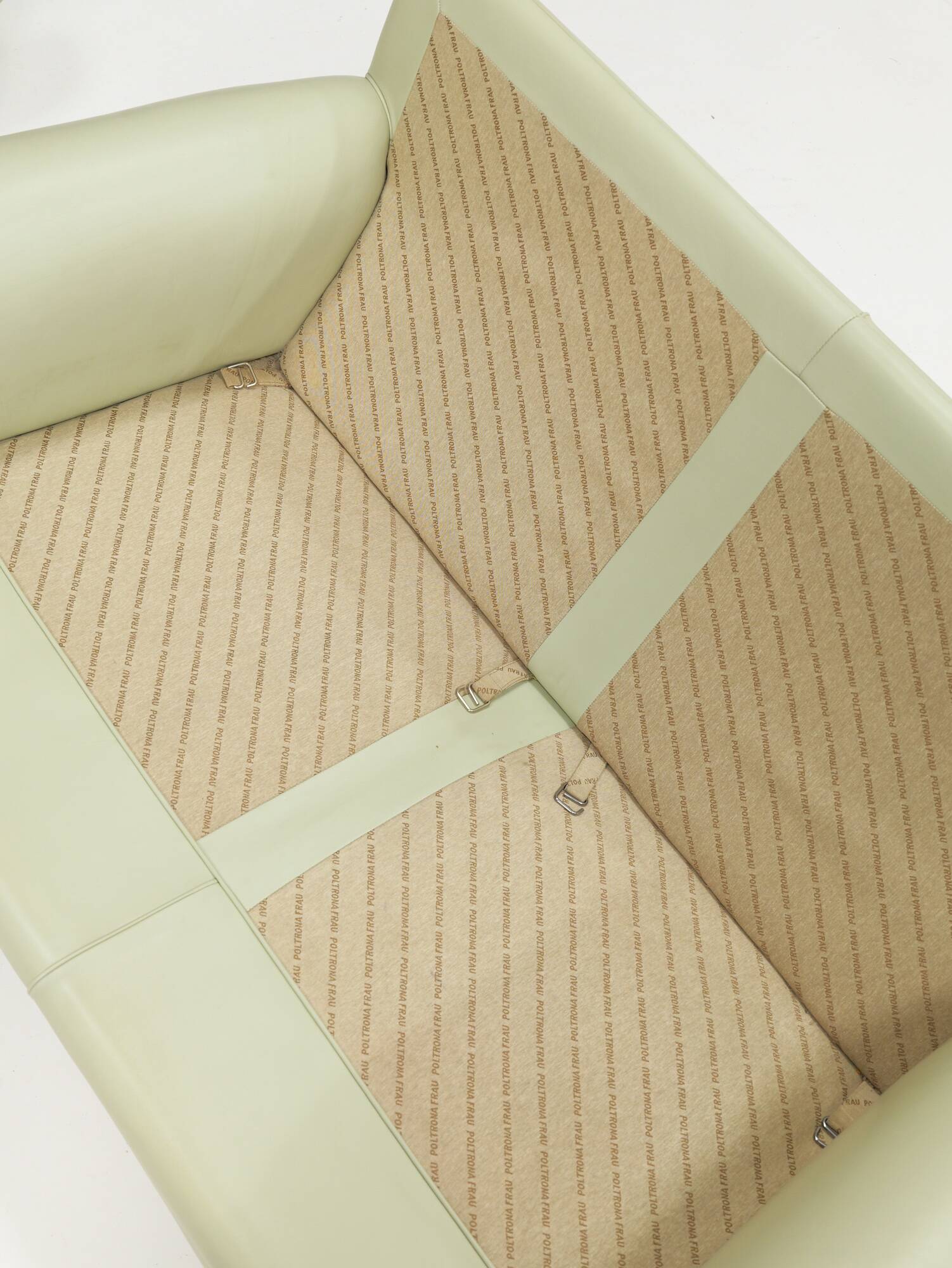 'Dream' leather sofa from Poltrona Frau, 1980s