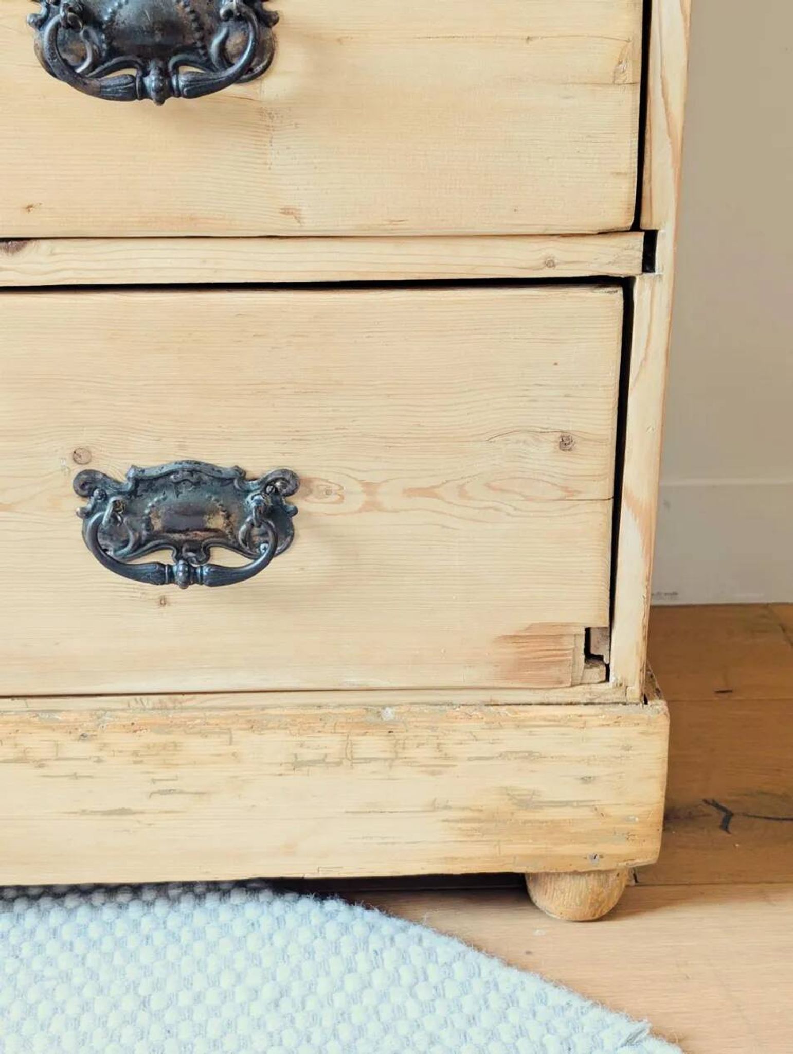 Antique English pine chest of drawers