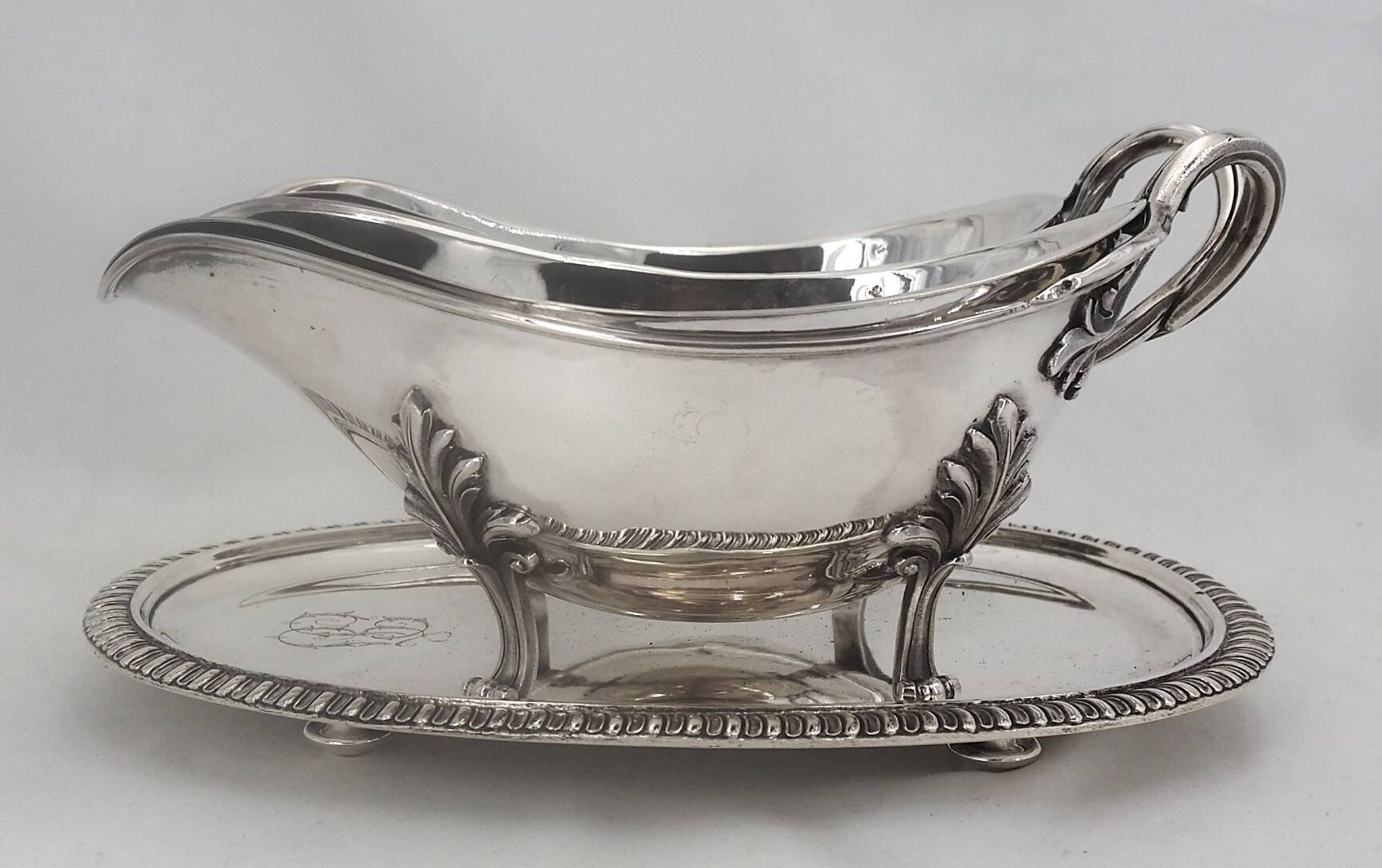 Idiot, double sauce boat + liners, Minerva silver, excellent condition, 19th century, 1.798 kg