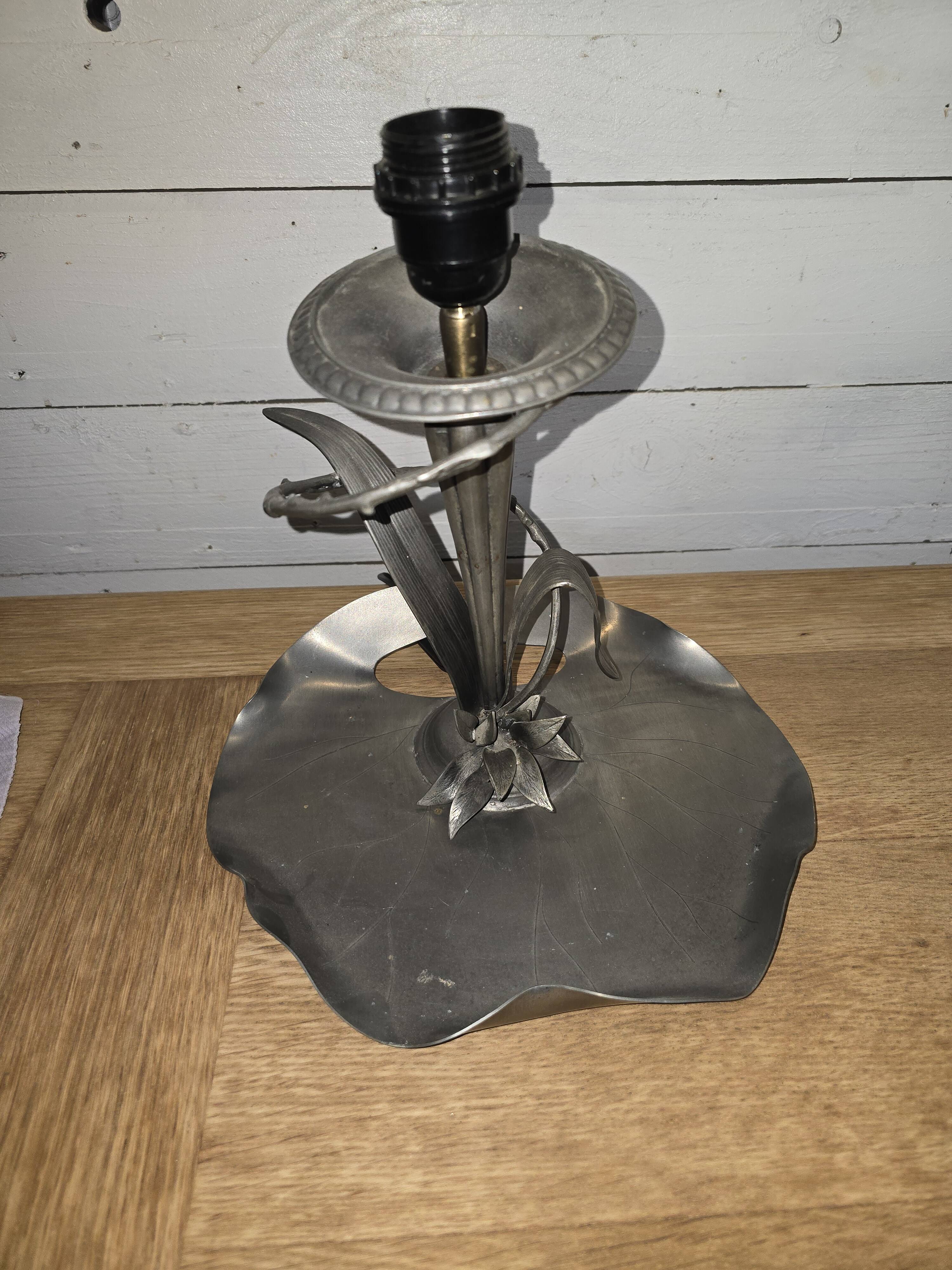 Lampe art déco en étain des années 1930