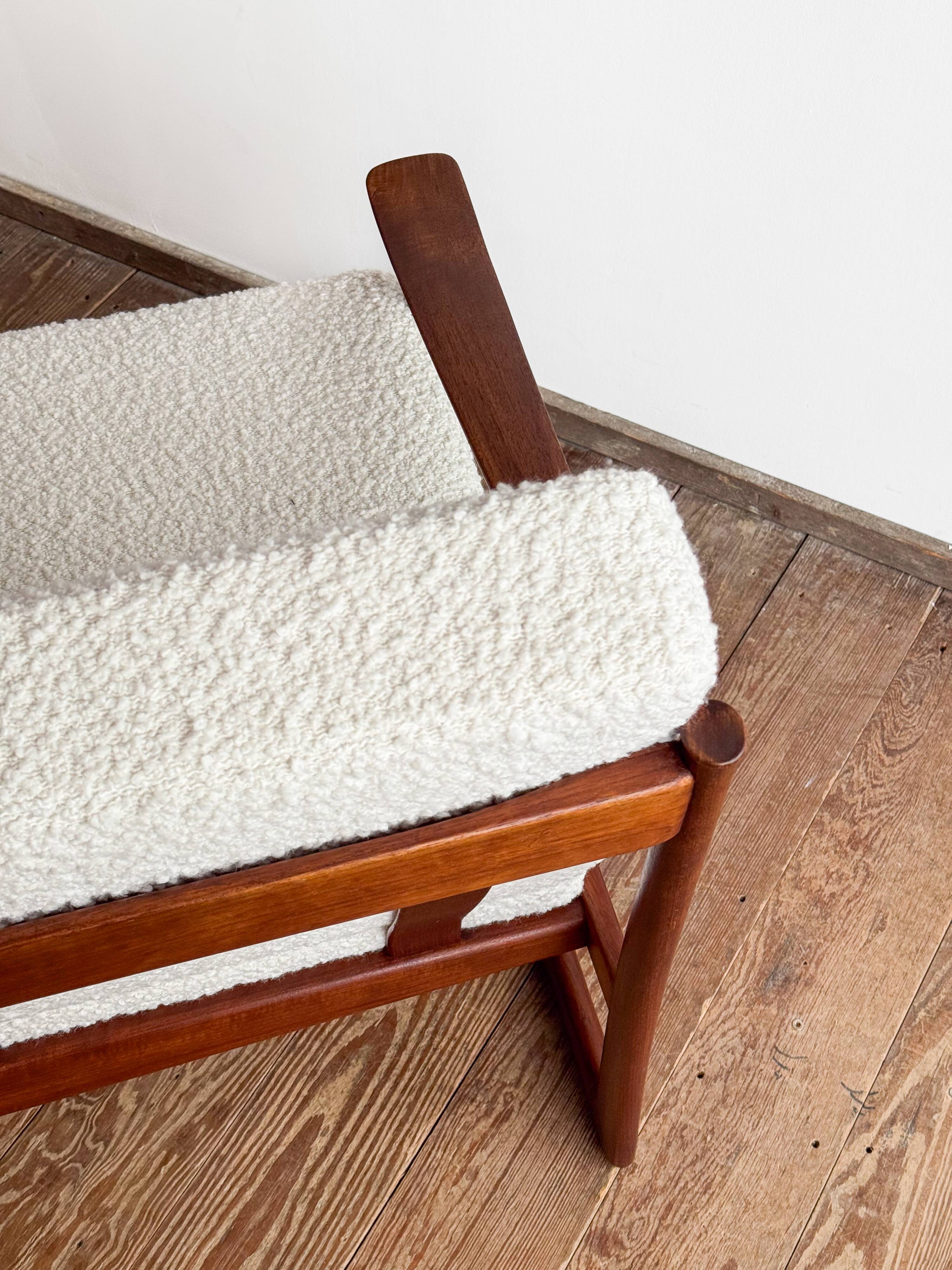 Canapé FD130/3 by Hvidt Mølgaard, Mid Century sofa in teak, Denmark