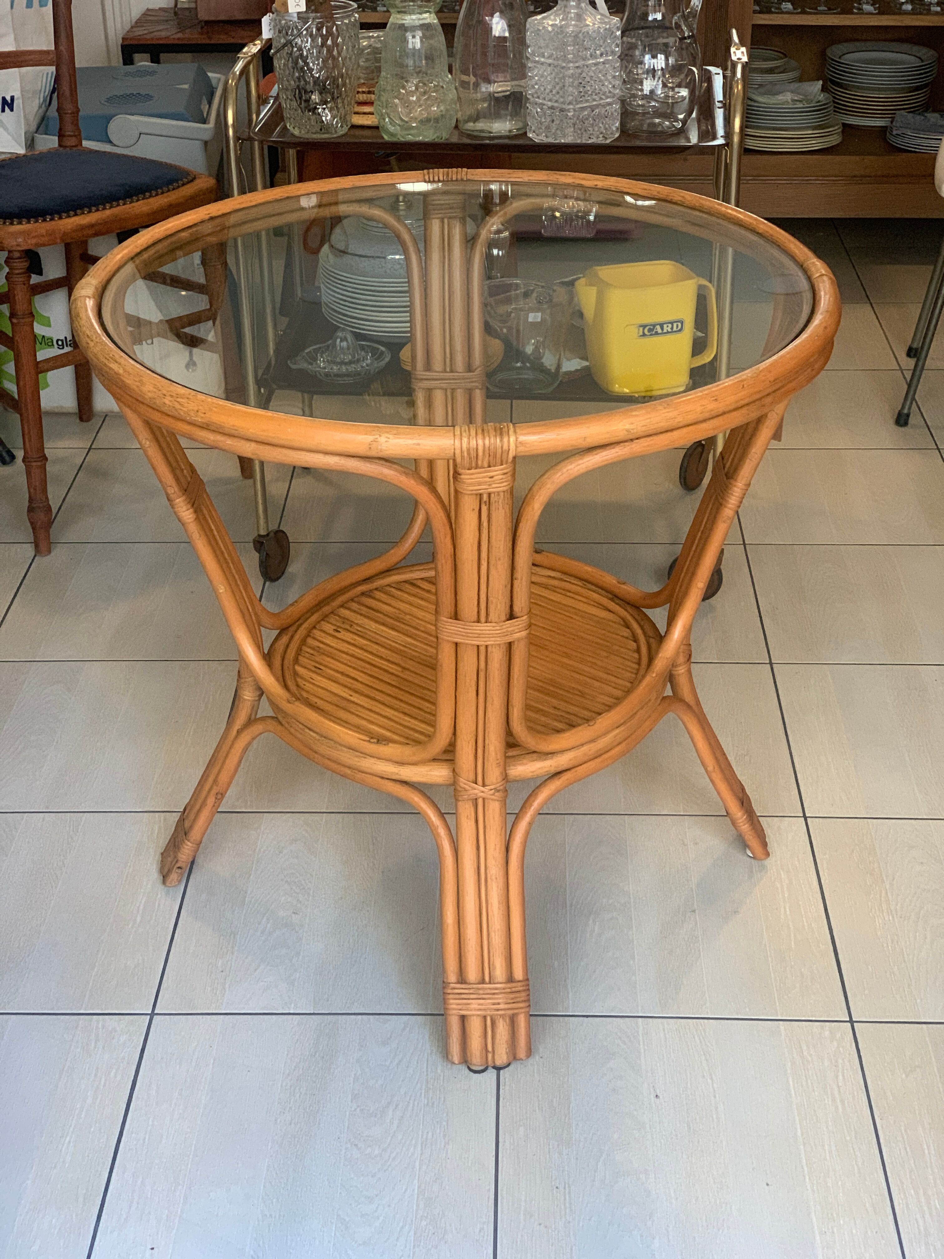 Rattan table