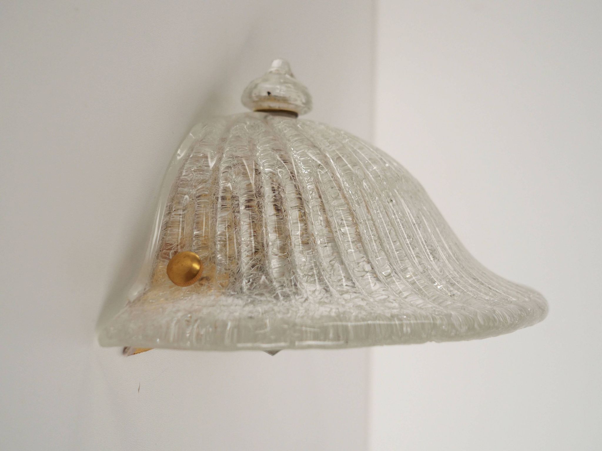 Wall lamp, Murano glass, Italian design, 1970s, manufacture: Italy