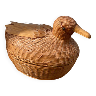 Vintage woven rattan duck box