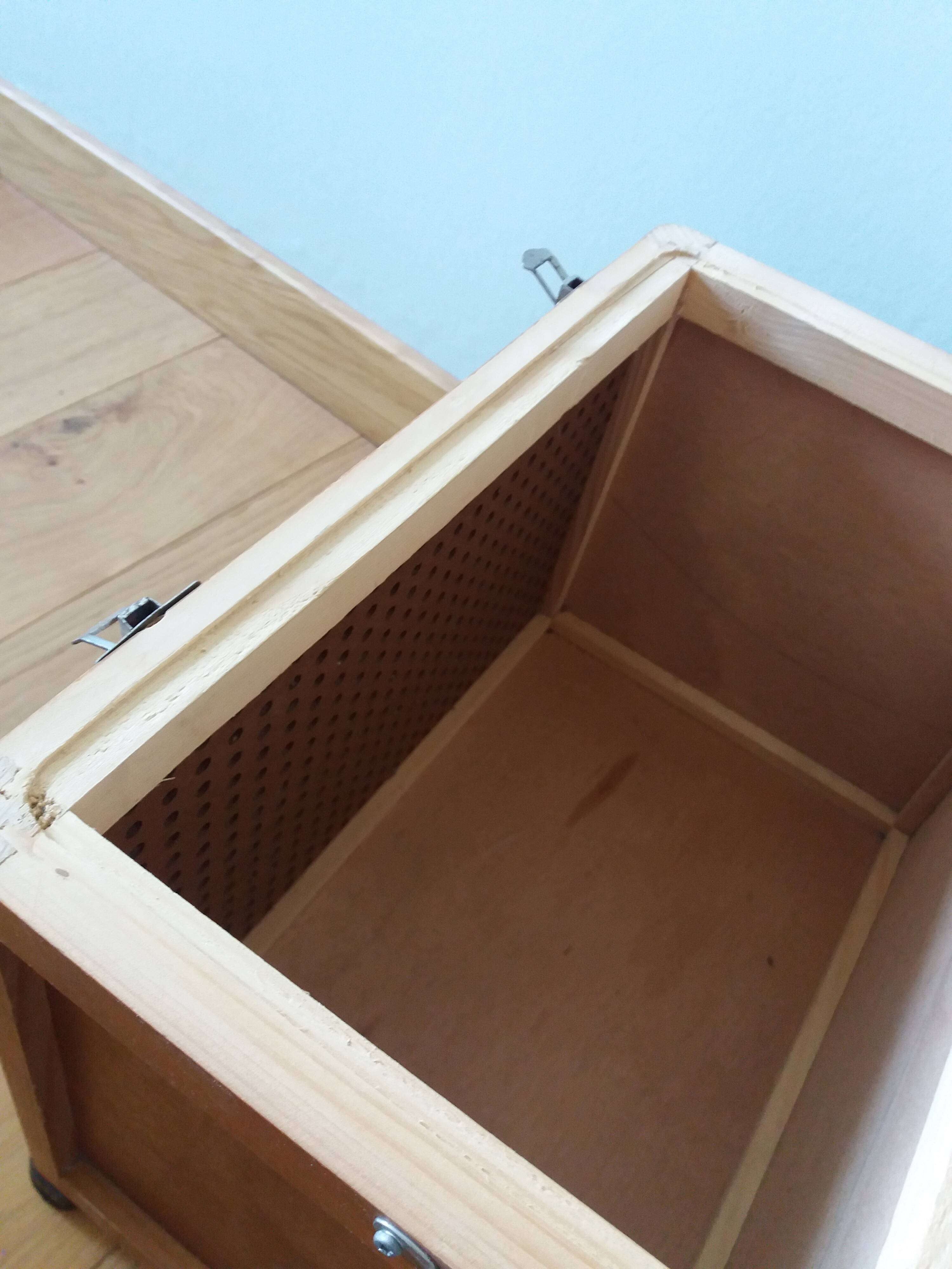 Fishing storage box fishing stool