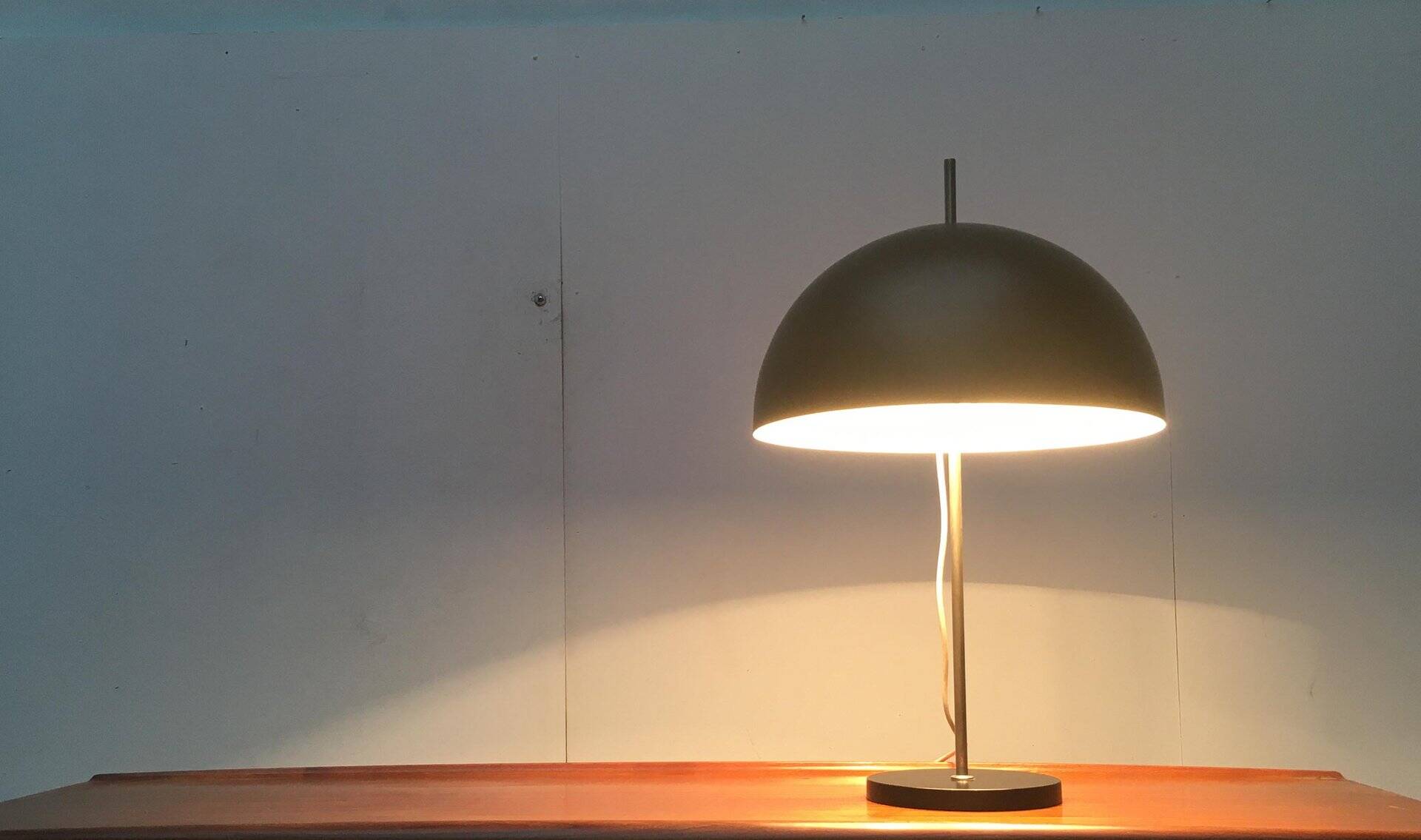 Mid-century minimalist table lamp