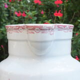 Pichet ou broc de toilette en Terre de Fer décor rose Fleurs et Insectes