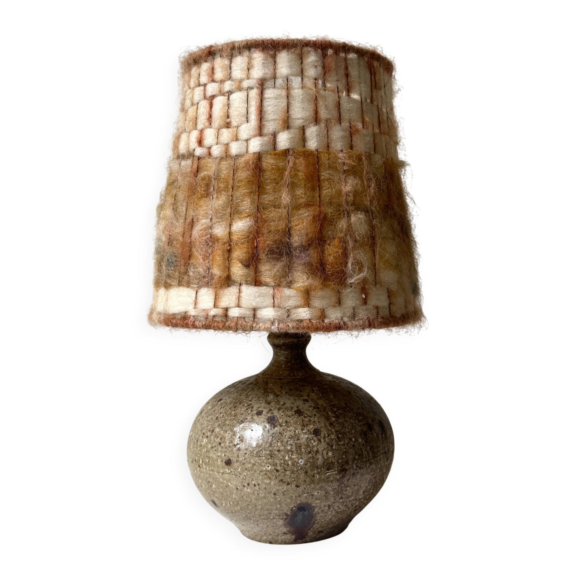 Ceramic table lamp in chamotte stoneware & wool, Alain Blanchard 1970