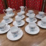 Service à café/thé en porcelaine blanc orné de fleurs bleues Chauvigny FD