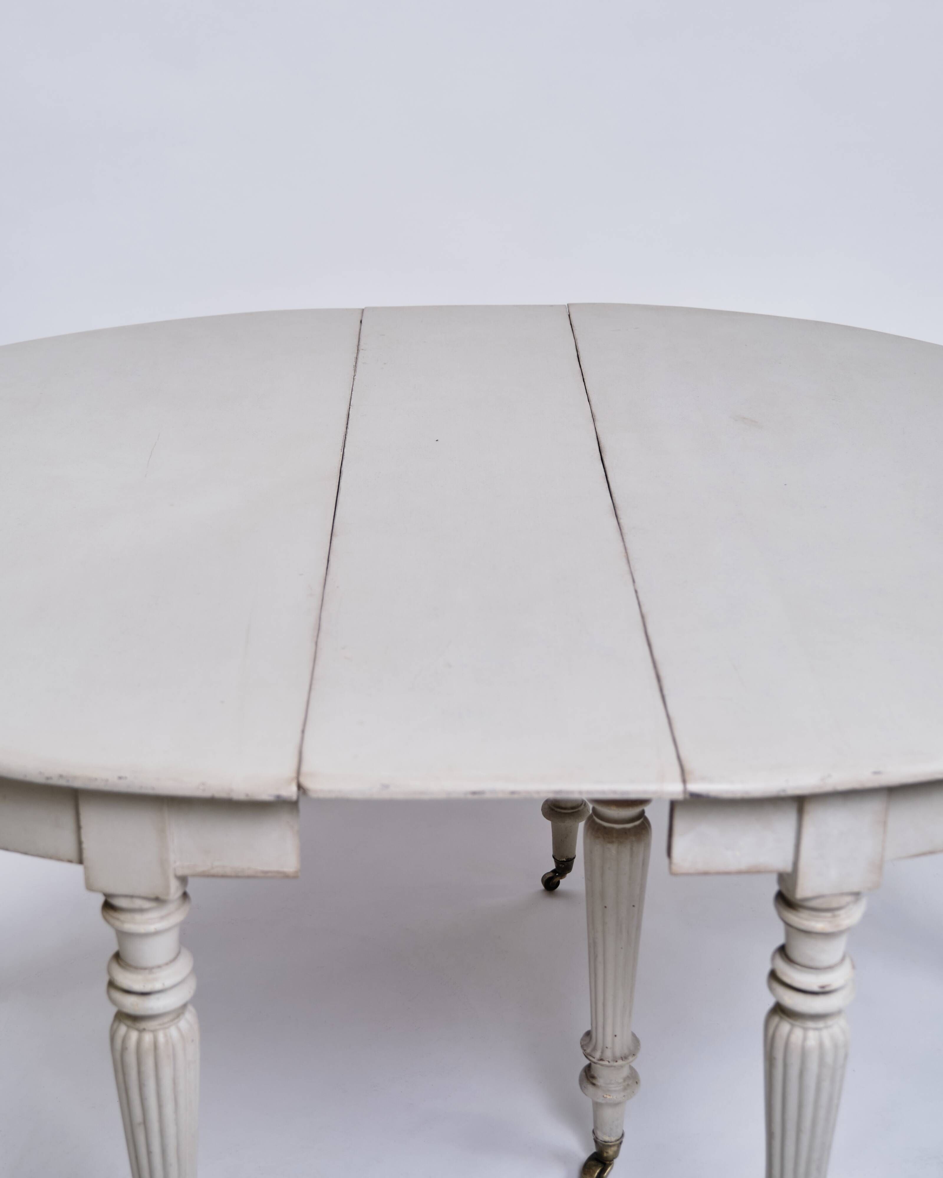 Round Dining Table - Gustavian Style - Gray Painted - Round Legs - Brass Wh