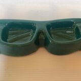 Eyeglass-shaped ring holder/trinket tray