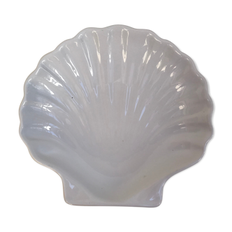 White dish scallop shell Emile Henry