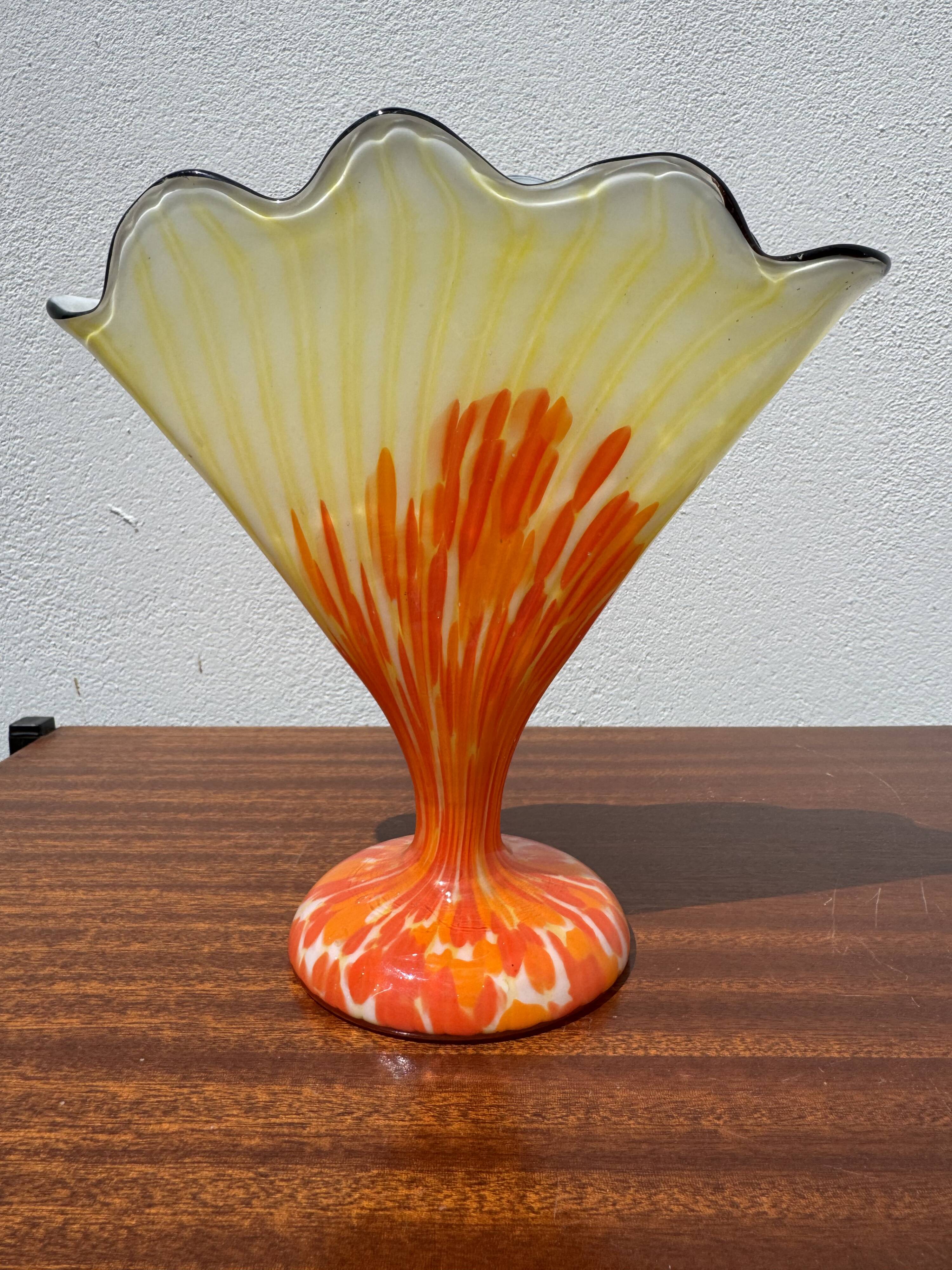 Vase éventail Franz Welz Art Déco