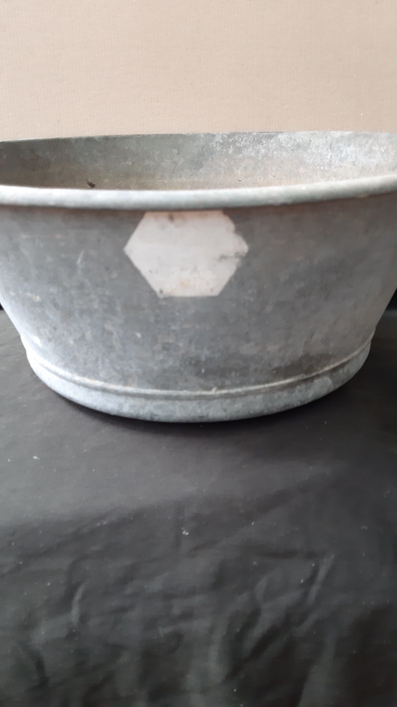 Zinc basin