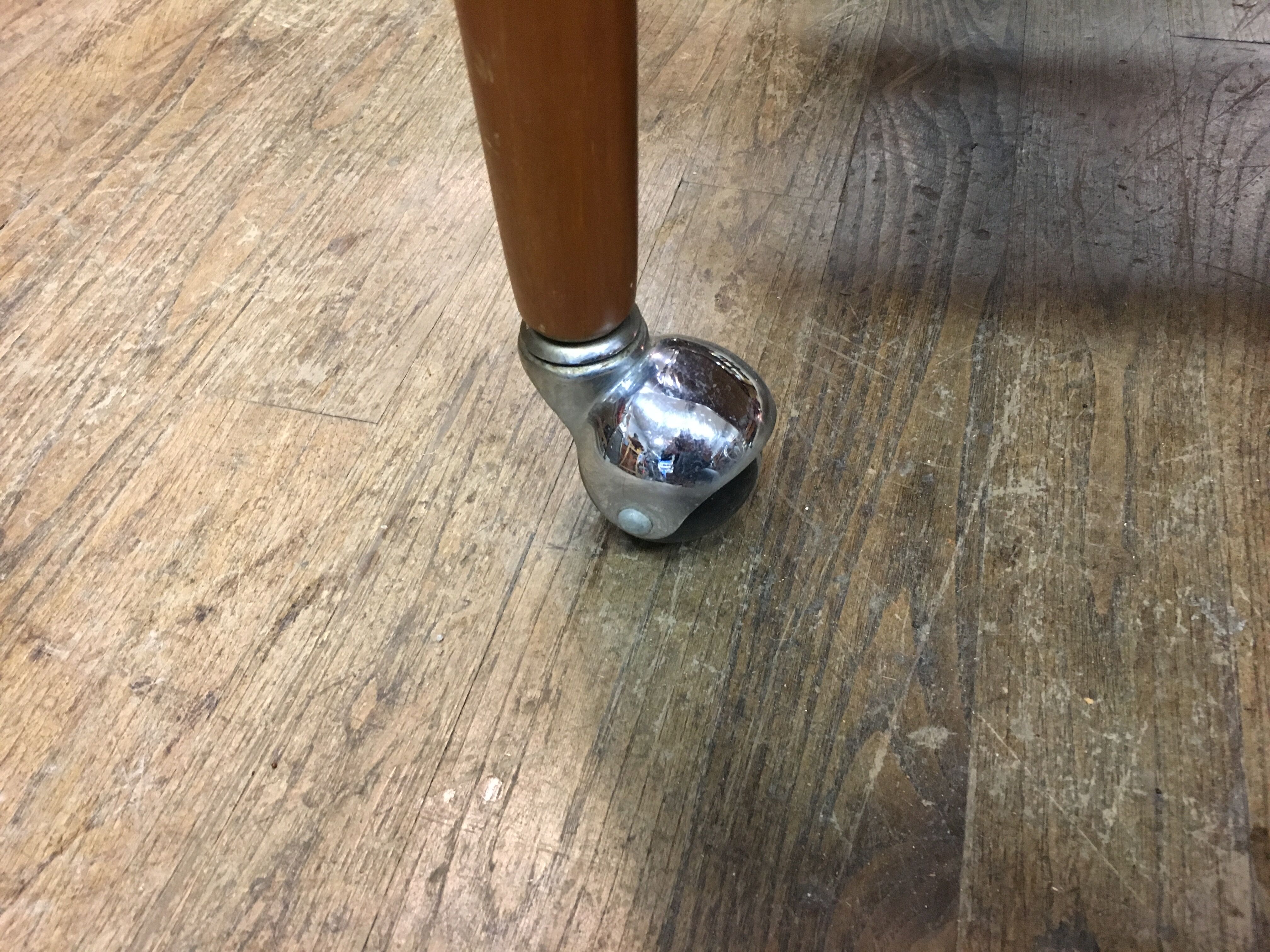 Serving Scandinavian roulette