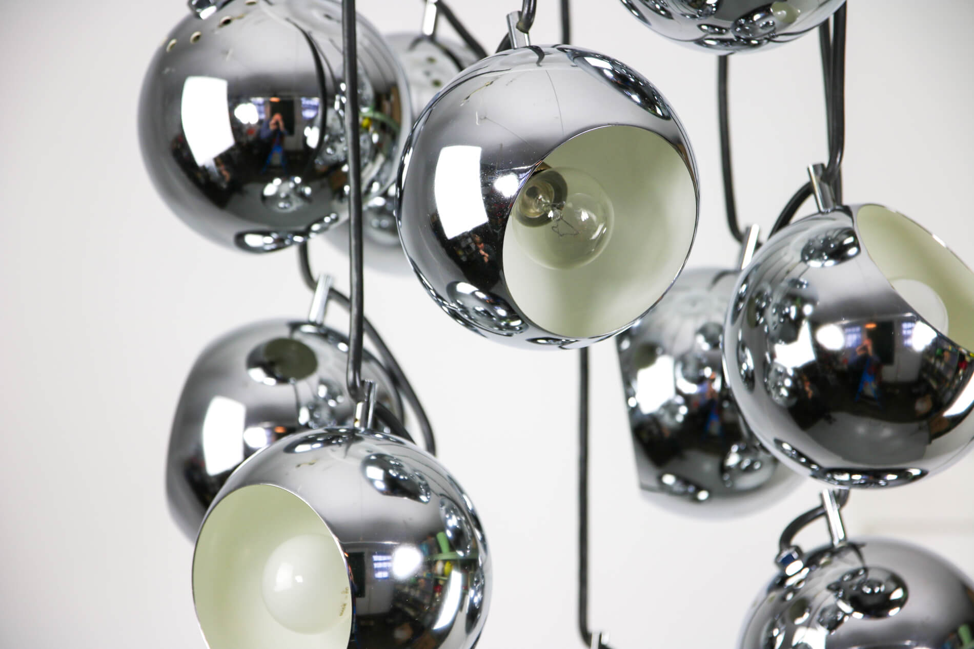 Lustre italien en cascade chromée du milieu du siècle par Guzzini pour Meblo