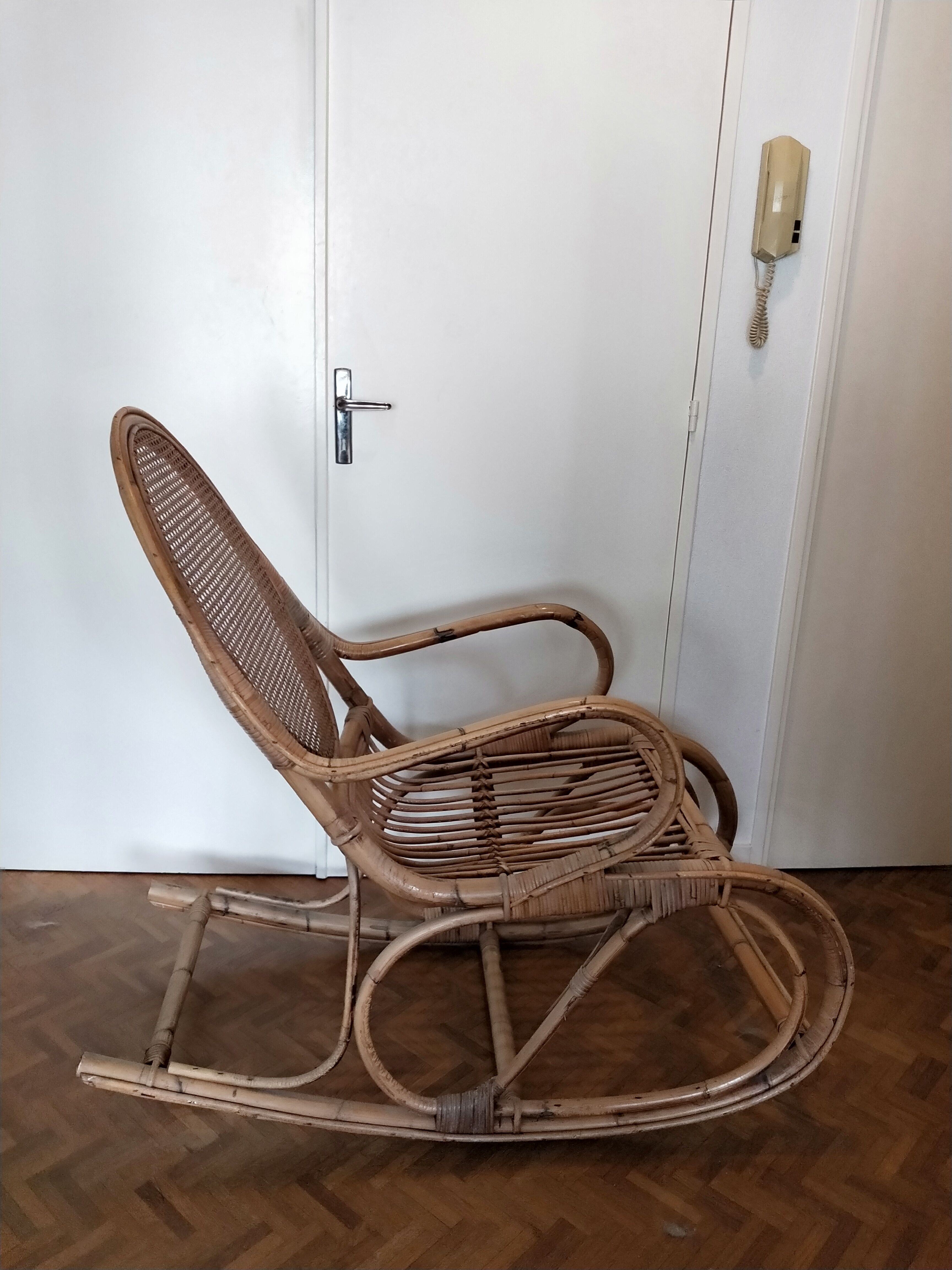 Rocking-chair rattan and canning