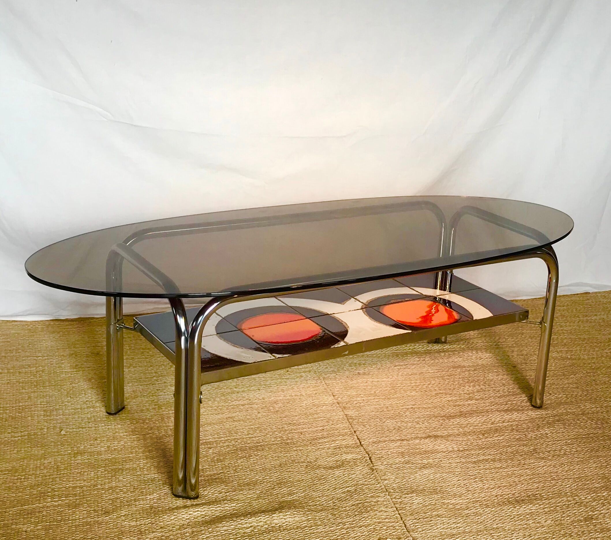 Glass coffee table, ceramics 70