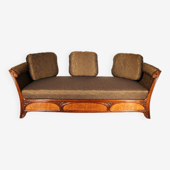 Art Nouveau sofa by Louis Majorelle