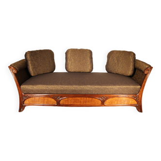 Art Nouveau sofa by Louis Majorelle