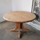 Table ronde en pin massif Rainer Daumiller