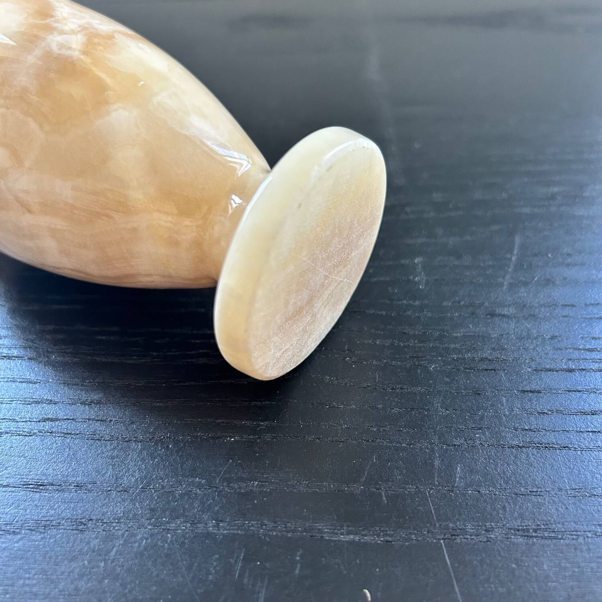 Onyx soliflore vase