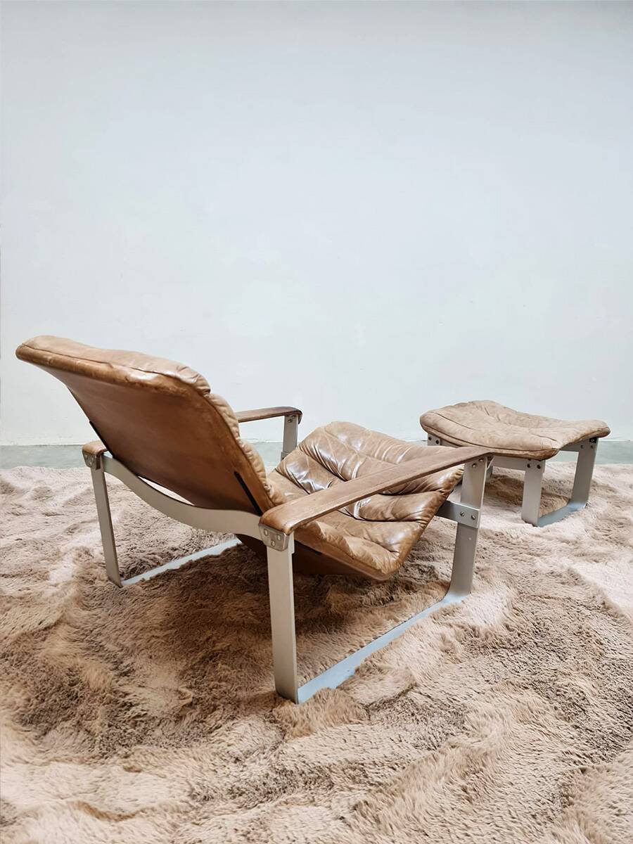 Vintage leather & chrome lounge chair
