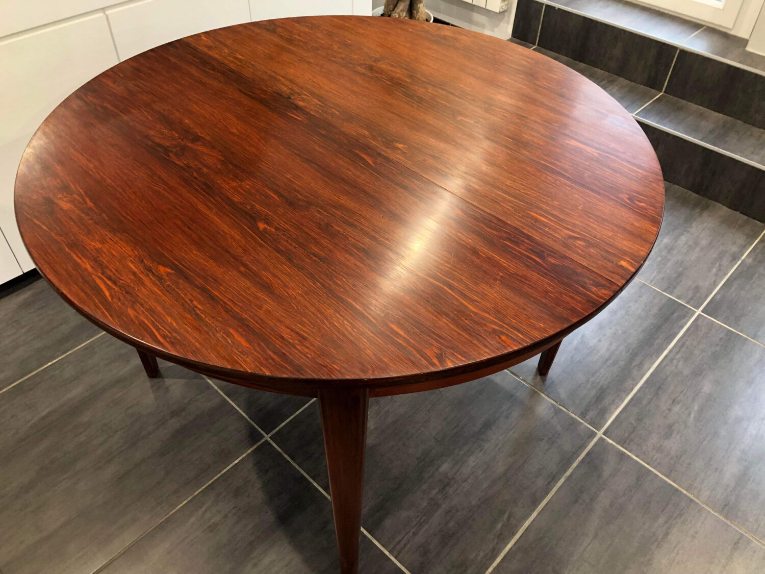 Scandinavian extendable rosewood round table, 1960s
