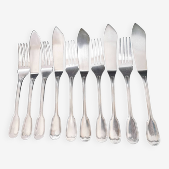 Cinq couteaux et cinq fourchettes à poisson Christofle en métal argenté