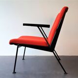 Red 'Oase' lounge chair with armrests by Wim Rietveld for Ahrend de Cirkel, 3 available
