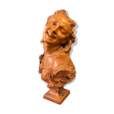 Buste de femme en terre cuite
