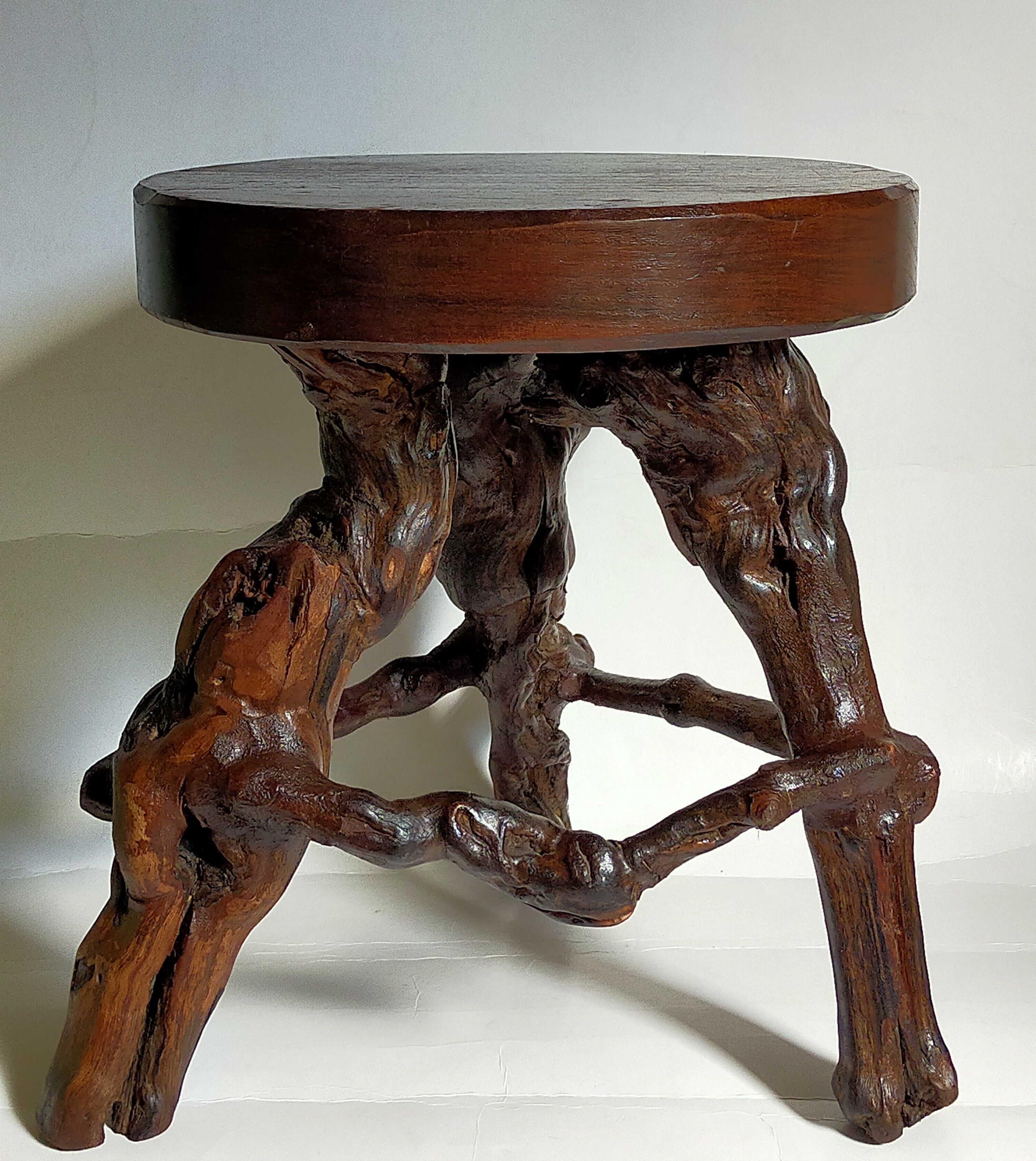 Tripod stool Art-popular vines, solid wood top