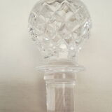 Carafe en verre taillé pointes de diamants