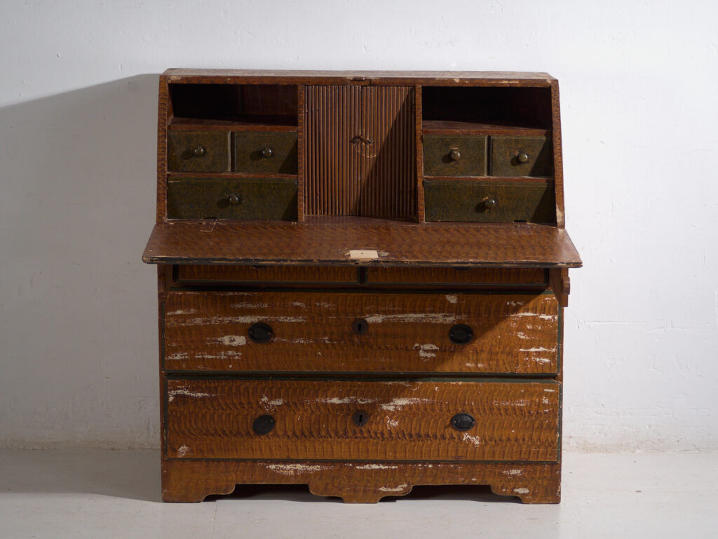 Swedish drop-leaf desk, antique – Scandinavian folk furniture – year 1783