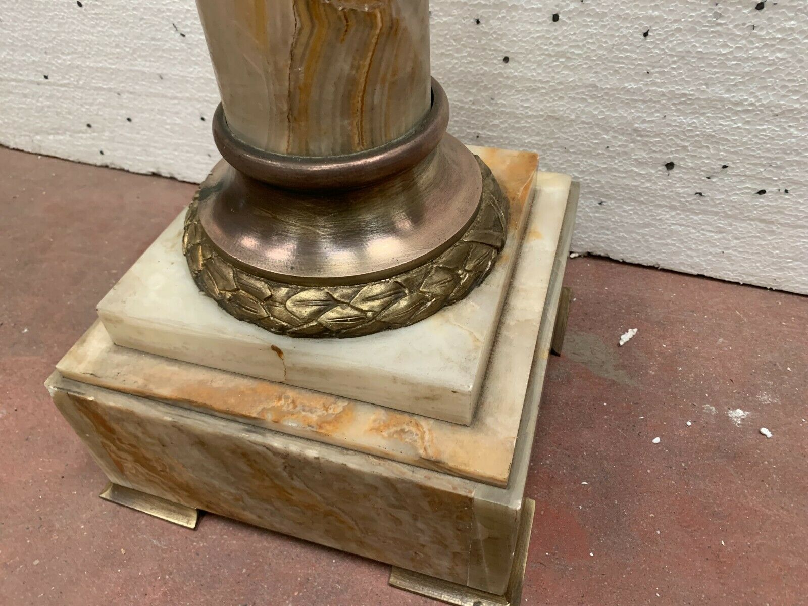 Presentation column in Onyx Pedestal turning XX century