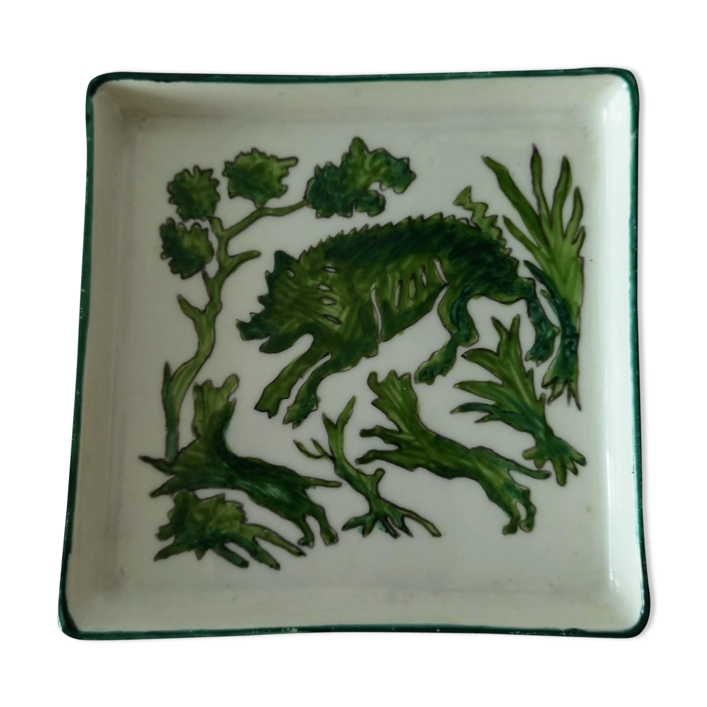 Empty porcelain pocket hunting scene