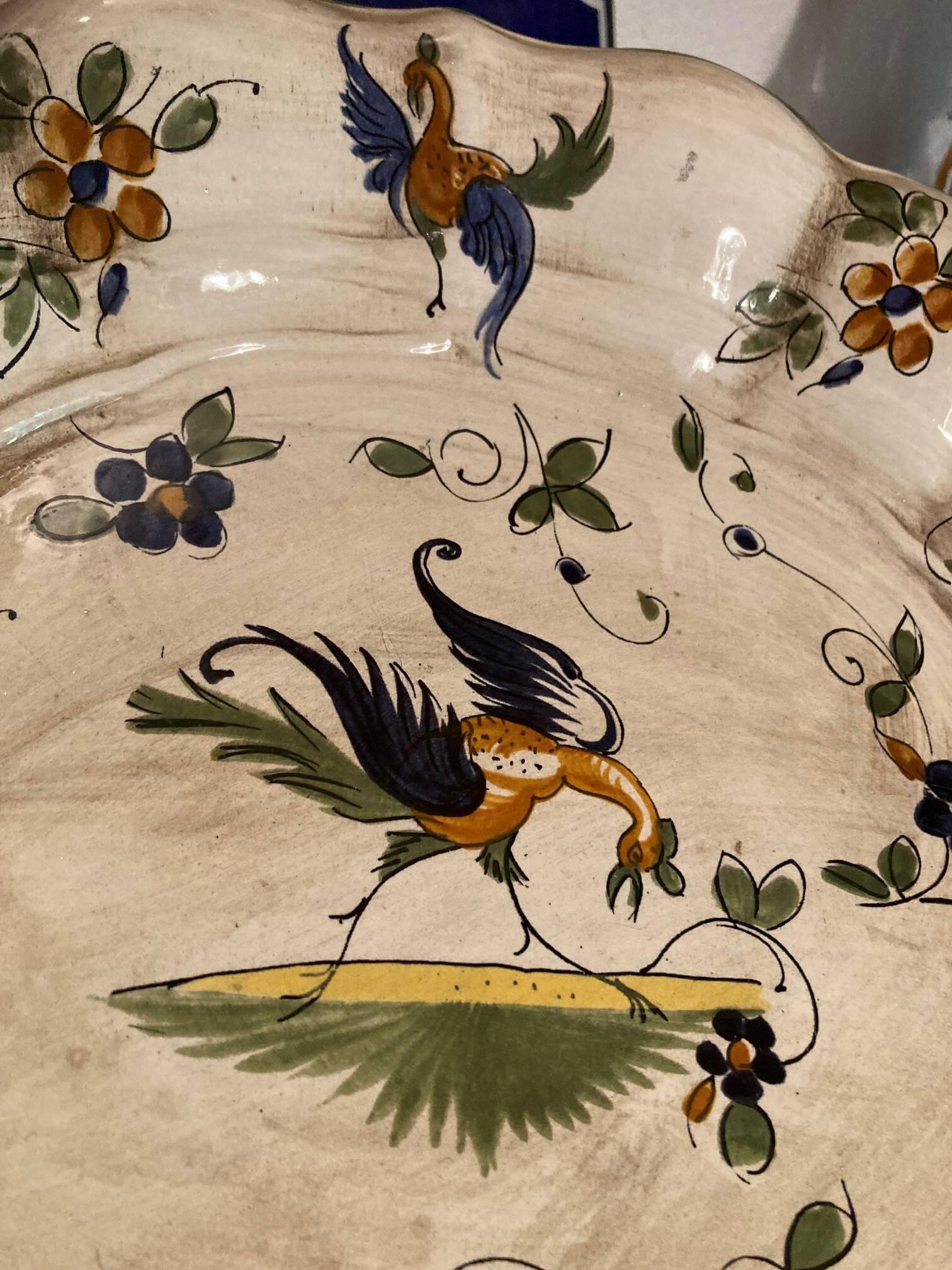 Soupière ovale et plat "Capodimonte", Italie