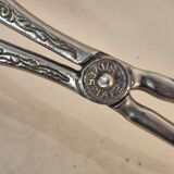 Pie tongs